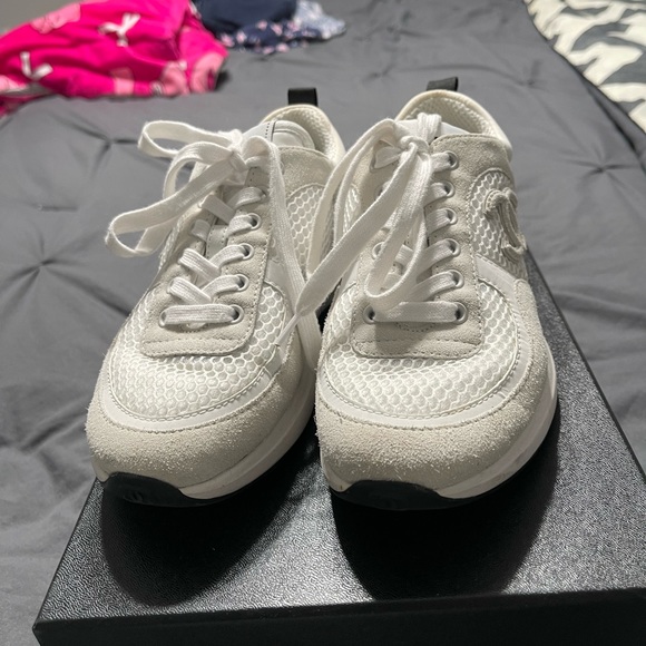 Chanel all white sneakers. Size 5.5 - Picture 2 of 8